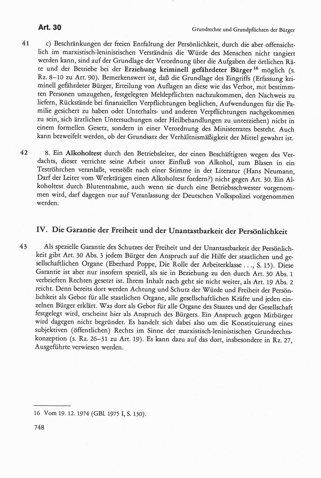 Die sozialistische Verfassung der Deutschen Demokratischen Republik (DDR), Kommentar 1982, Seite 748 (Soz. Verf. DDR Komm. 1982, S. 748)
