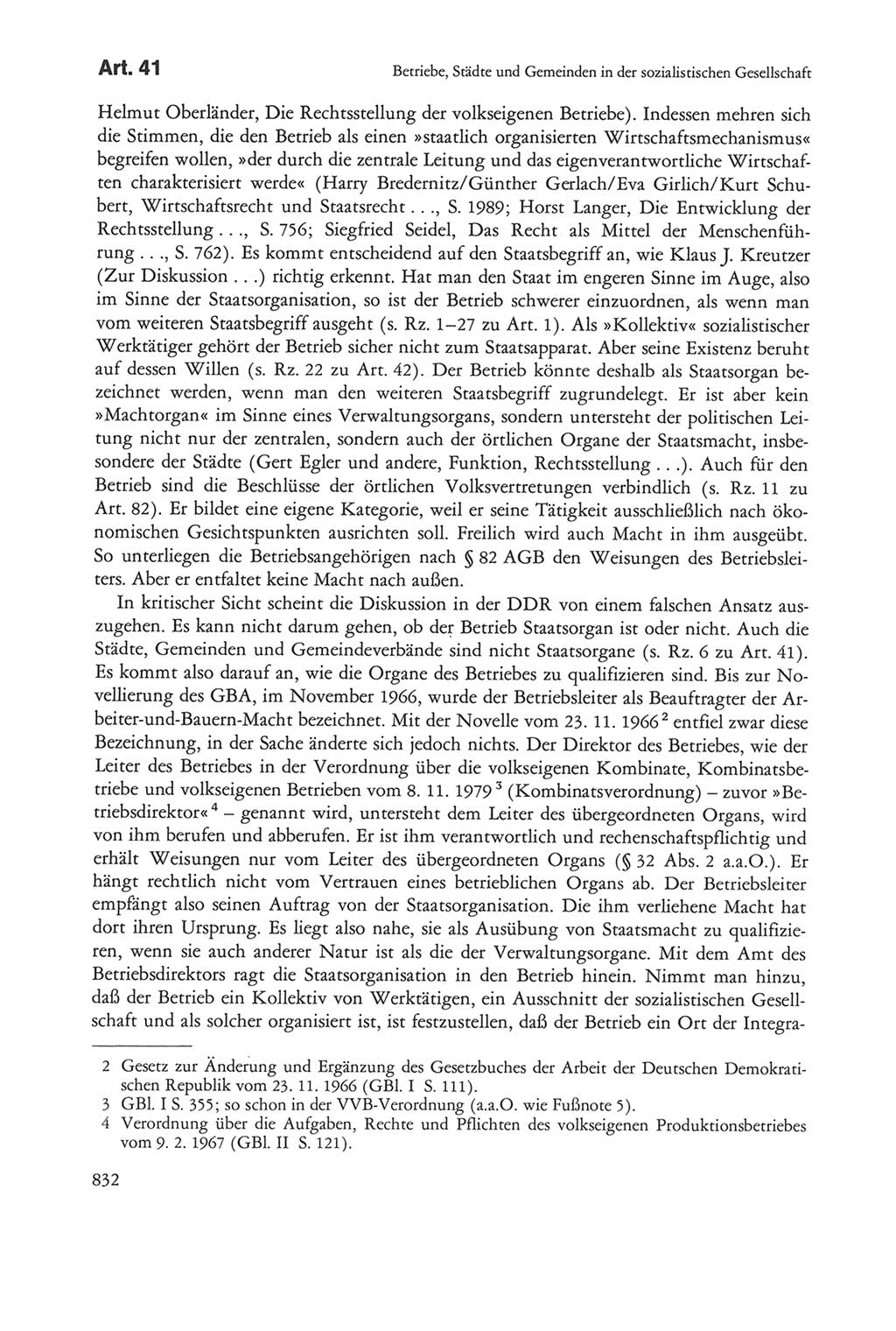 Die sozialistische Verfassung der Deutschen Demokratischen Republik (DDR), Kommentar 1982, Seite 832 (Soz. Verf. DDR Komm. 1982, S. 832)