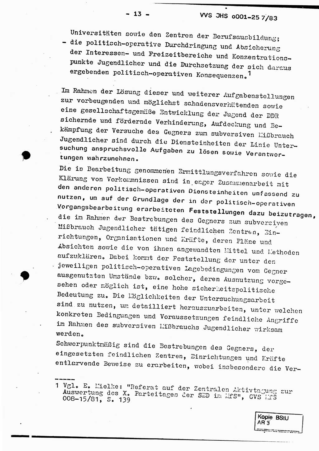 Dissertation, Oberst Helmut Lubas (BV Mdg.), Oberstleutnant Manfred Eschberger (HA IX), Oberleutnant Hans-Jürgen Ludwig (JHS), Ministerium für Staatssicherheit (MfS) [Deutsche Demokratische Republik (DDR)], Juristische Hochschule (JHS), Vertrauliche Verschlußsache (VVS) o001-257/83, Potsdam 1983, Seite 13 (Diss. MfS DDR JHS VVS o001-257/83 1983, S. 13)