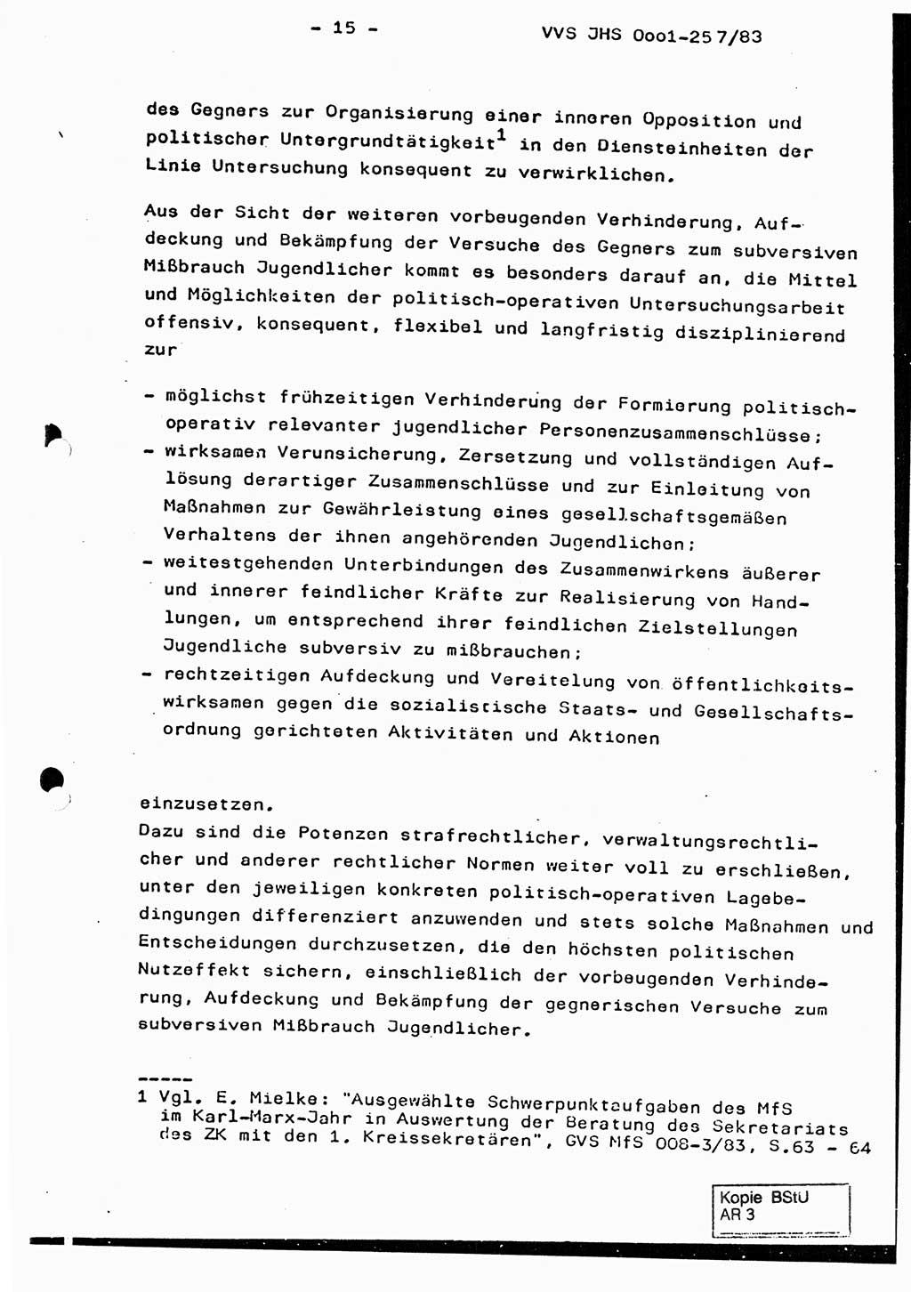 Dissertation, Oberst Helmut Lubas (BV Mdg.), Oberstleutnant Manfred Eschberger (HA IX), Oberleutnant Hans-Jürgen Ludwig (JHS), Ministerium für Staatssicherheit (MfS) [Deutsche Demokratische Republik (DDR)], Juristische Hochschule (JHS), Vertrauliche Verschlußsache (VVS) o001-257/83, Potsdam 1983, Seite 15 (Diss. MfS DDR JHS VVS o001-257/83 1983, S. 15)