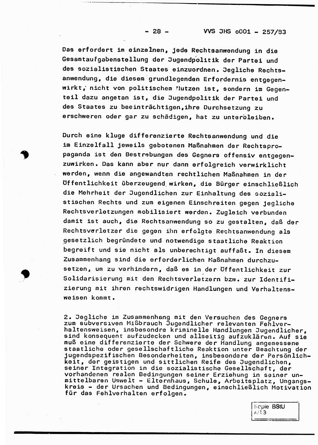 Dissertation, Oberst Helmut Lubas (BV Mdg.), Oberstleutnant Manfred Eschberger (HA IX), Oberleutnant Hans-Jürgen Ludwig (JHS), Ministerium für Staatssicherheit (MfS) [Deutsche Demokratische Republik (DDR)], Juristische Hochschule (JHS), Vertrauliche Verschlußsache (VVS) o001-257/83, Potsdam 1983, Seite 28 (Diss. MfS DDR JHS VVS o001-257/83 1983, S. 28)