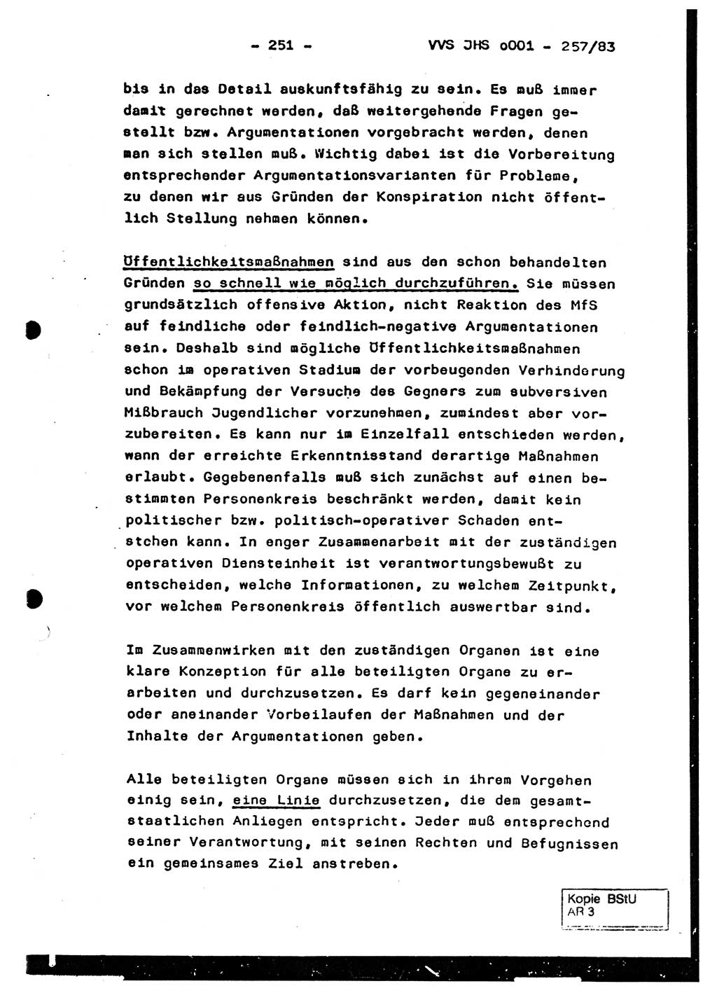 Dissertation, Oberst Helmut Lubas (BV Mdg.), Oberstleutnant Manfred Eschberger (HA IX), Oberleutnant Hans-Jürgen Ludwig (JHS), Ministerium für Staatssicherheit (MfS) [Deutsche Demokratische Republik (DDR)], Juristische Hochschule (JHS), Vertrauliche Verschlußsache (VVS) o001-257/83, Potsdam 1983, Seite 251 (Diss. MfS DDR JHS VVS o001-257/83 1983, S. 251)