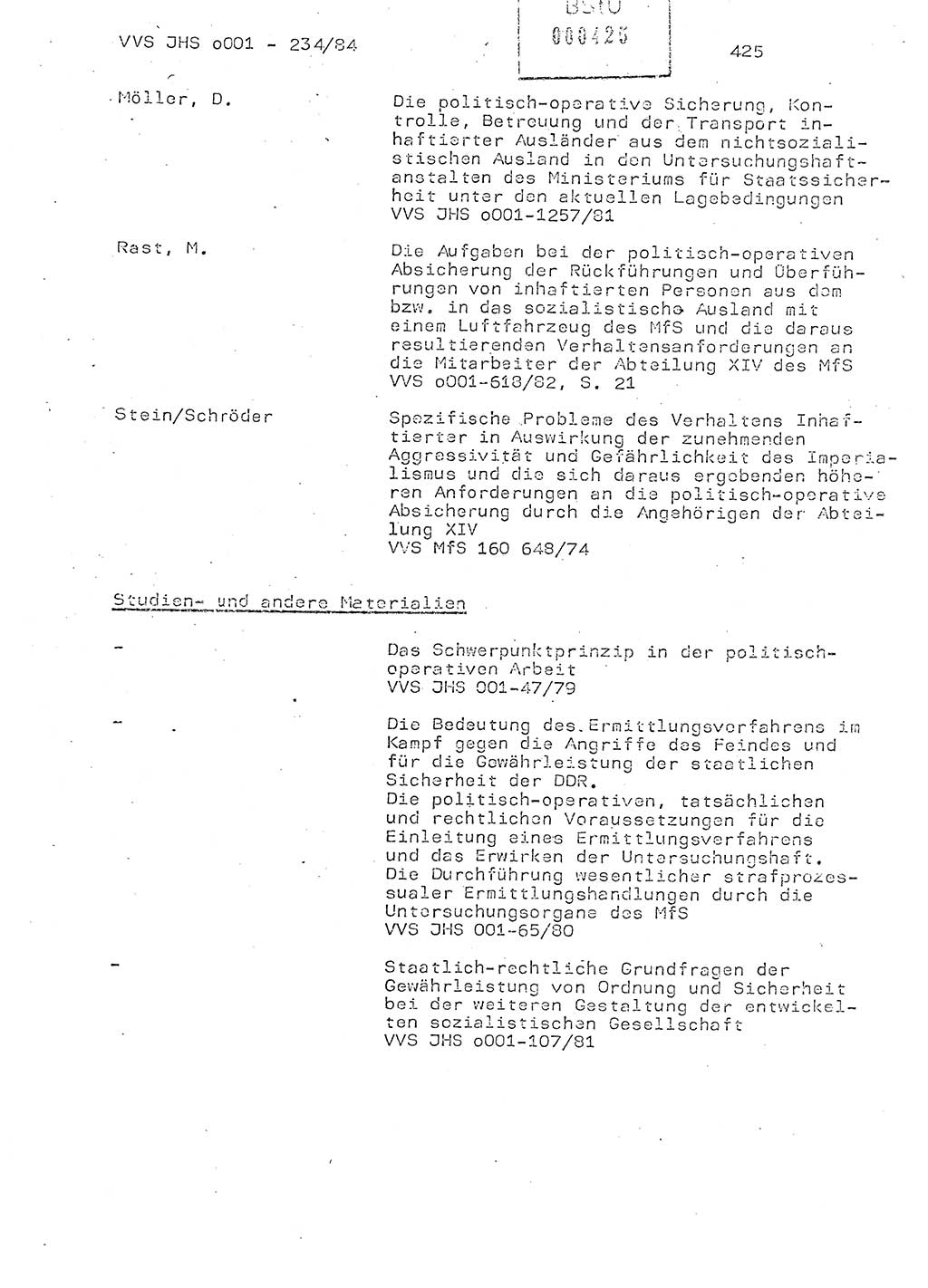 Dissertation Oberst Siegfried Rataizick (Abt. ⅩⅣ), Oberstleutnant Volkmar Heinz (Abt. ⅩⅣ), Oberstleutnant Werner Stein (HA Ⅸ), Hauptmann Heinz Conrad (JHS), Ministerium für Staatssicherheit (MfS) [Deutsche Demokratische Republik (DDR)], Juristische Hochschule (JHS), Vertrauliche Verschlußsache (VVS) o001-234/84, Potsdam 1984, Seite 425 (Diss. MfS DDR JHS VVS o001-234/84 1984, S. 425)