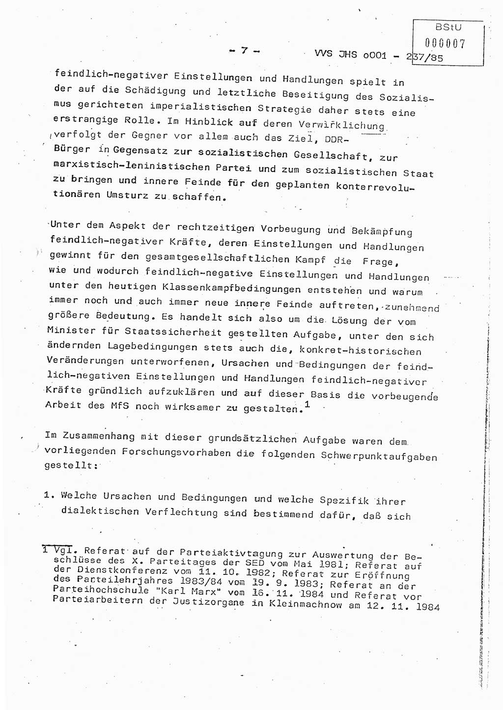 Dissertation Oberstleutnant Peter Jakulski (JHS), Oberstleutnat Christian Rudolph (HA Ⅸ), Major Horst Böttger (ZMD), Major Wolfgang Grüneberg (JHS), Major Albert Meutsch (JHS), Ministerium für Staatssicherheit (MfS) [Deutsche Demokratische Republik (DDR)], Juristische Hochschule (JHS), Vertrauliche Verschlußsache (VVS) o001-237/85, Potsdam 1985, Seite 7 (Diss. MfS DDR JHS VVS o001-237/85 1985, S. 7)