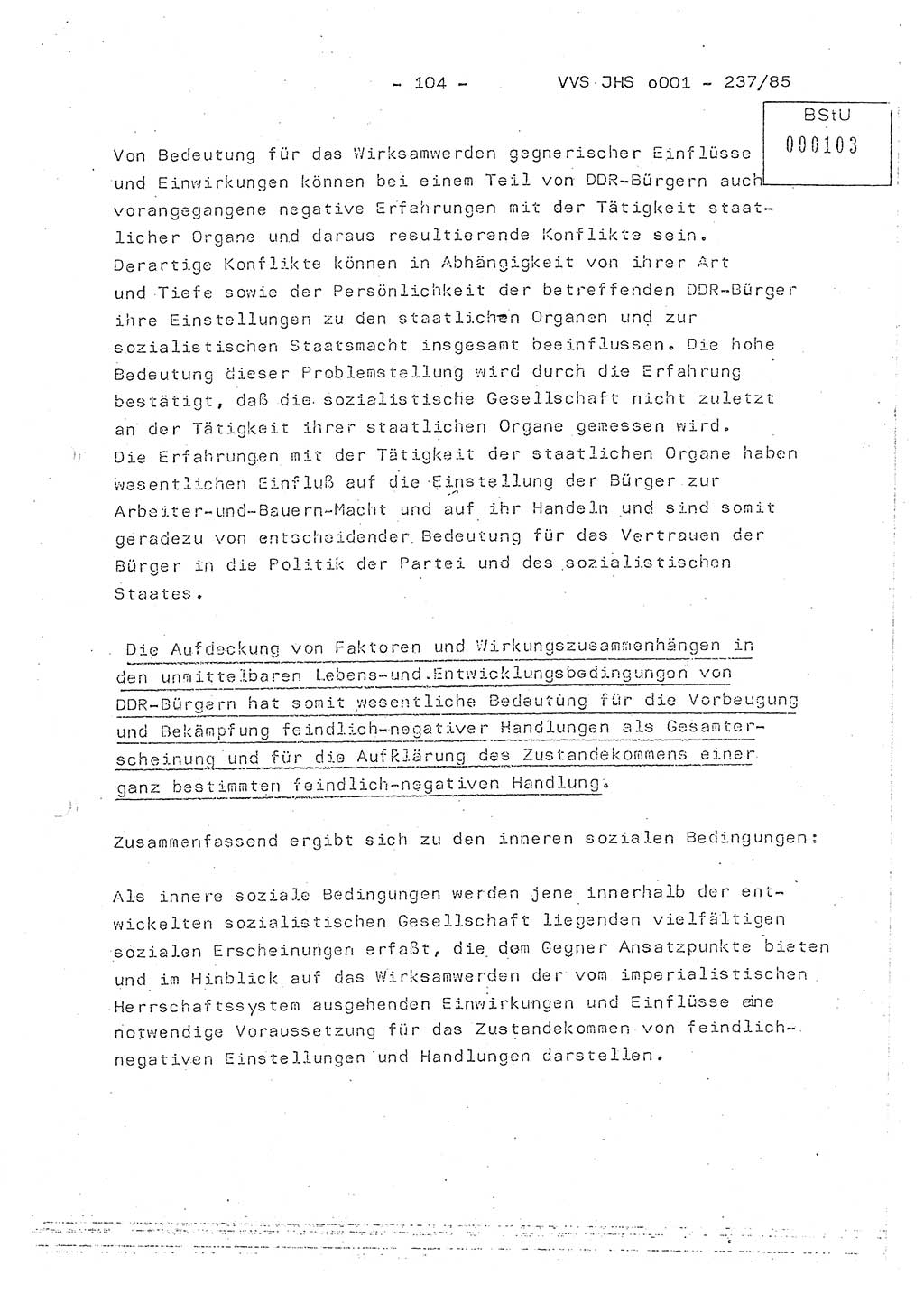 Dissertation Oberstleutnant Peter Jakulski (JHS), Oberstleutnat Christian Rudolph (HA Ⅸ), Major Horst Böttger (ZMD), Major Wolfgang Grüneberg (JHS), Major Albert Meutsch (JHS), Ministerium für Staatssicherheit (MfS) [Deutsche Demokratische Republik (DDR)], Juristische Hochschule (JHS), Vertrauliche Verschlußsache (VVS) o001-237/85, Potsdam 1985, Seite 104 (Diss. MfS DDR JHS VVS o001-237/85 1985, S. 104)