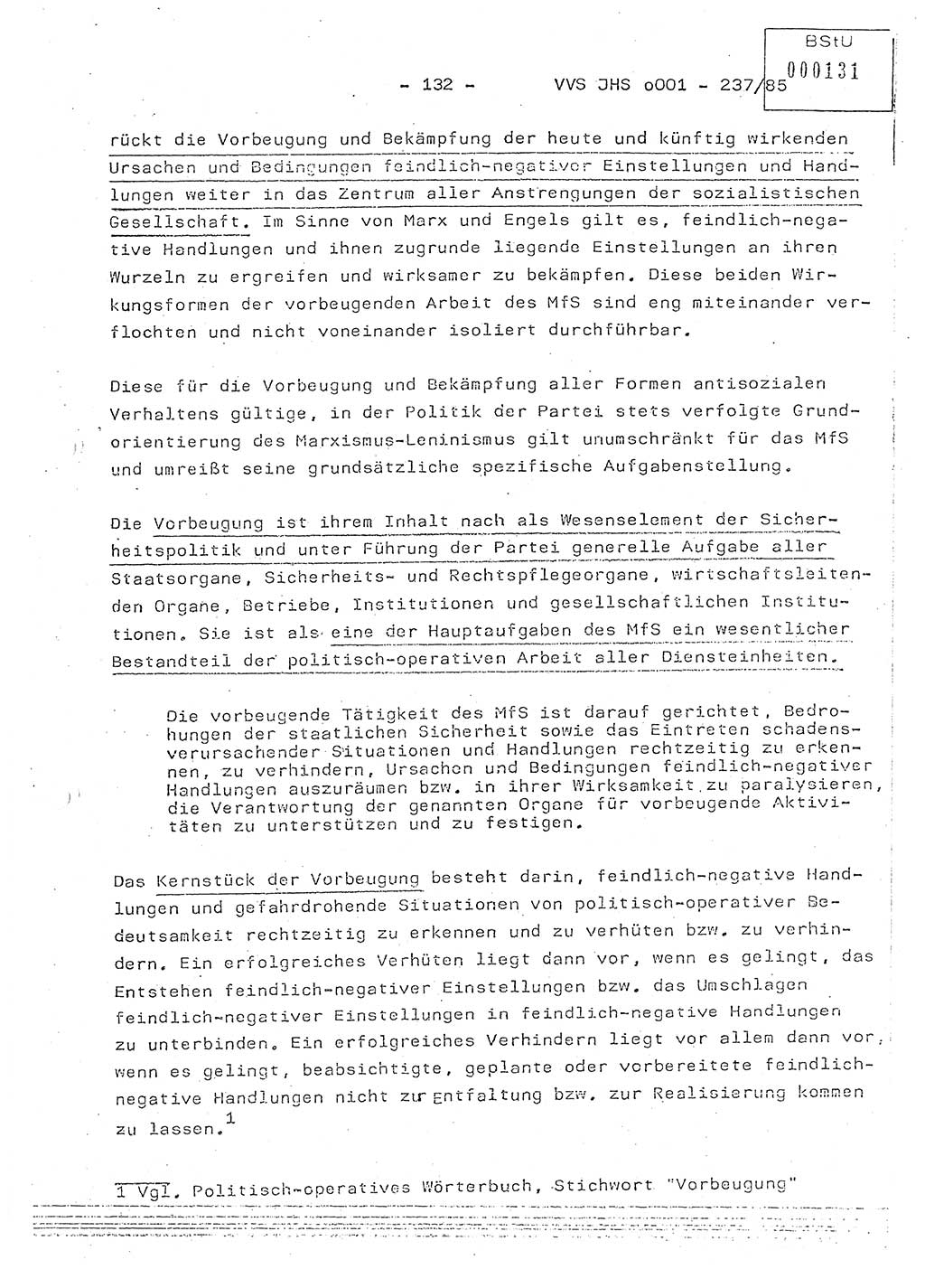 Dissertation Oberstleutnant Peter Jakulski (JHS), Oberstleutnat Christian Rudolph (HA Ⅸ), Major Horst Böttger (ZMD), Major Wolfgang Grüneberg (JHS), Major Albert Meutsch (JHS), Ministerium für Staatssicherheit (MfS) [Deutsche Demokratische Republik (DDR)], Juristische Hochschule (JHS), Vertrauliche Verschlußsache (VVS) o001-237/85, Potsdam 1985, Seite 132 (Diss. MfS DDR JHS VVS o001-237/85 1985, S. 132)