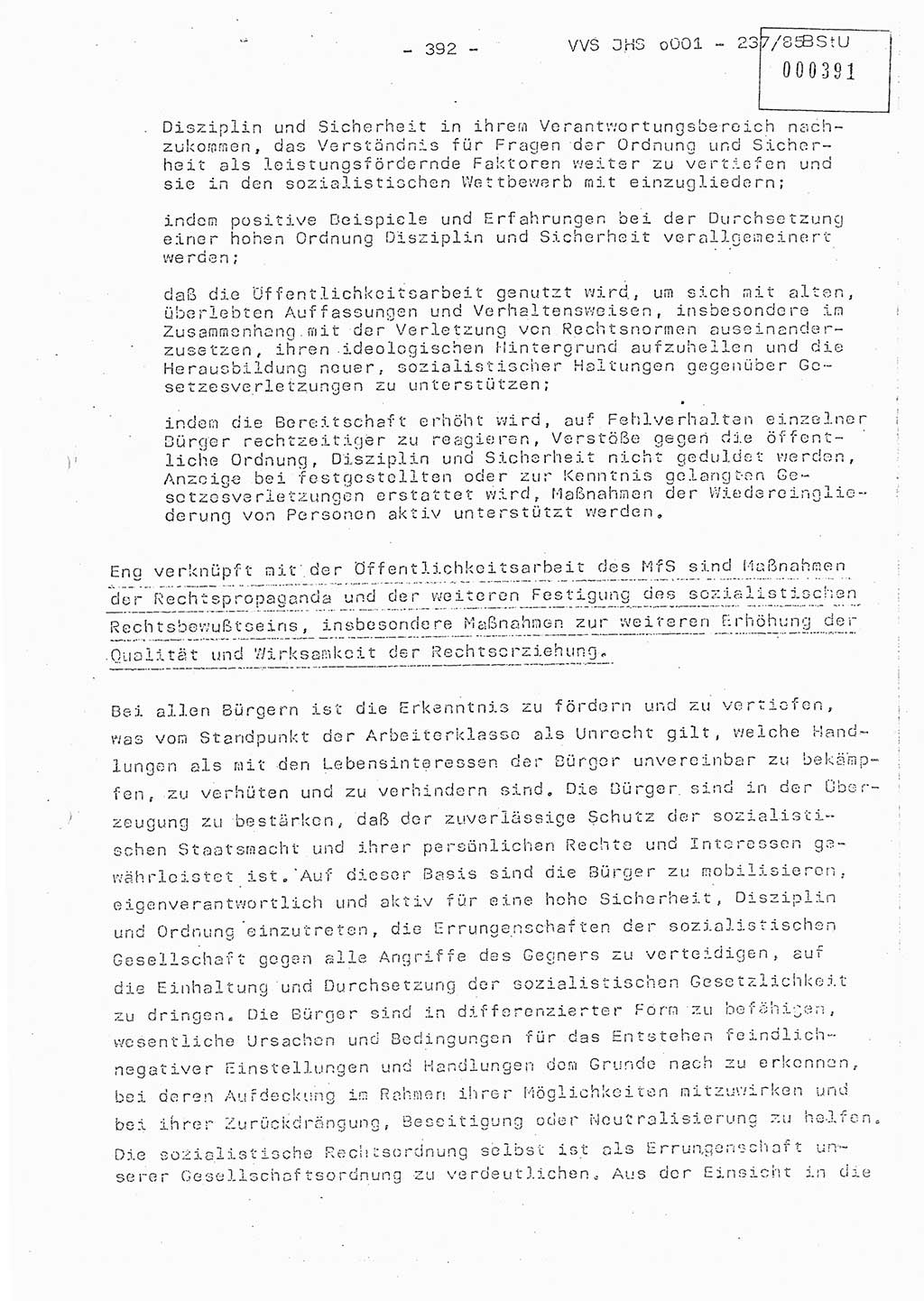 Dissertation Oberstleutnant Peter Jakulski (JHS), Oberstleutnat Christian Rudolph (HA Ⅸ), Major Horst Böttger (ZMD), Major Wolfgang Grüneberg (JHS), Major Albert Meutsch (JHS), Ministerium für Staatssicherheit (MfS) [Deutsche Demokratische Republik (DDR)], Juristische Hochschule (JHS), Vertrauliche Verschlußsache (VVS) o001-237/85, Potsdam 1985, Seite 392 (Diss. MfS DDR JHS VVS o001-237/85 1985, S. 392)