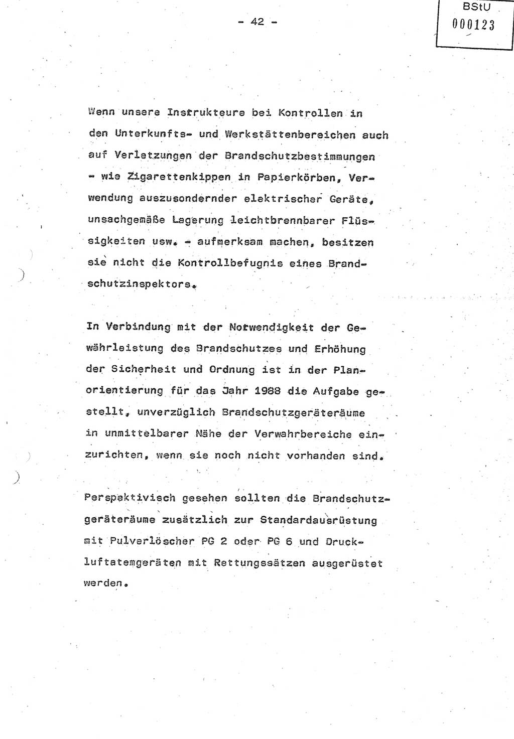 Referat (Oberst Siegfried Rataizick) auf der Dienstberatung mit den Leitern der Abteilungen der Abteilung ⅩⅣ des MfS [Ministerium für Staatssicherheit] Berlin und den Leitern der Abteilungen ⅩⅣ der Bezirksverwaltungen (BV) am 3.12.1987, Ministerium für Staatssicherheit [Deutsche Demokratische Republik (DDR)], Abteilung (Abt.) XIV, Berlin, 28.11.1987, Seite 42 (Ref. Di.-Ber. Ltr. Abt. ⅩⅣ MfS DDR 1987, S. 42)