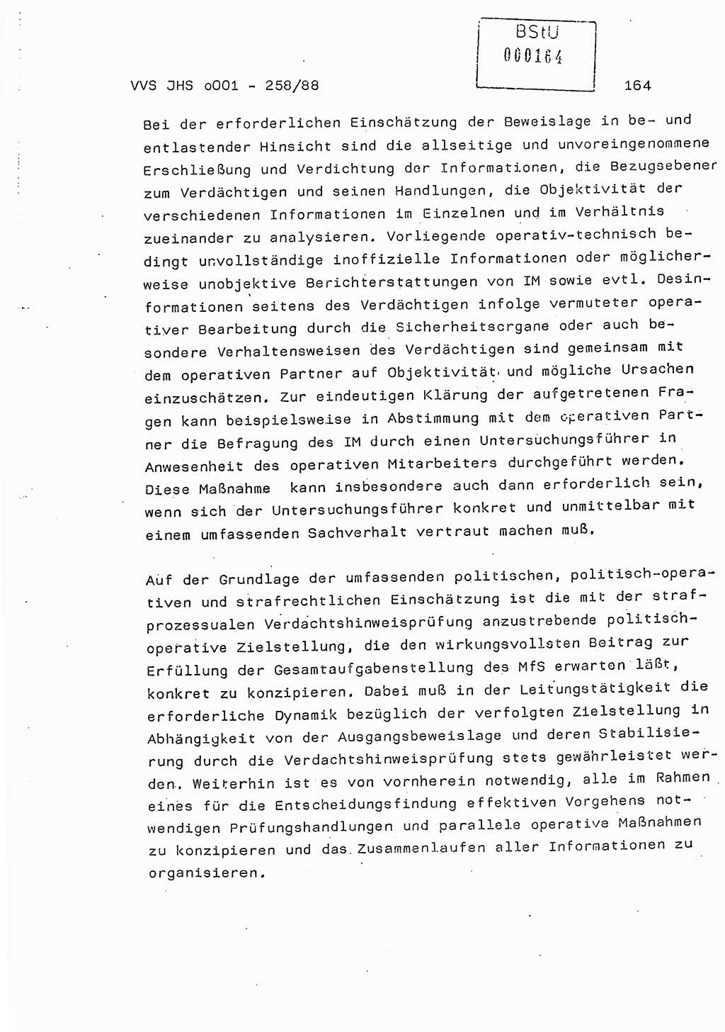 Dissertation, Oberleutnant Uwe Kärsten (JHS), Hauptmann Dr. Joachim Henkel (JHS), Oberstleutnant Werner Mählitz (Leiter der Abt. Ⅸ BV Rostock), Oberstleutnant Jürgen Tröge (HA Ⅸ/AKG), Oberstleutnant Winfried Ziegler (HA Ⅸ/9), Major Wolf-Rüdiger Wurzler (JHS), Ministerium für Staatssicherheit (MfS) [Deutsche Demokratische Republik (DDR)], Juristische Hochschule (JHS), Vertrauliche Verschlußsache (VVS) o001-258/88, Potsdam 1988, Seite 164 (Diss. MfS DDR JHS VVS o001-258/88 1988, S. 164)