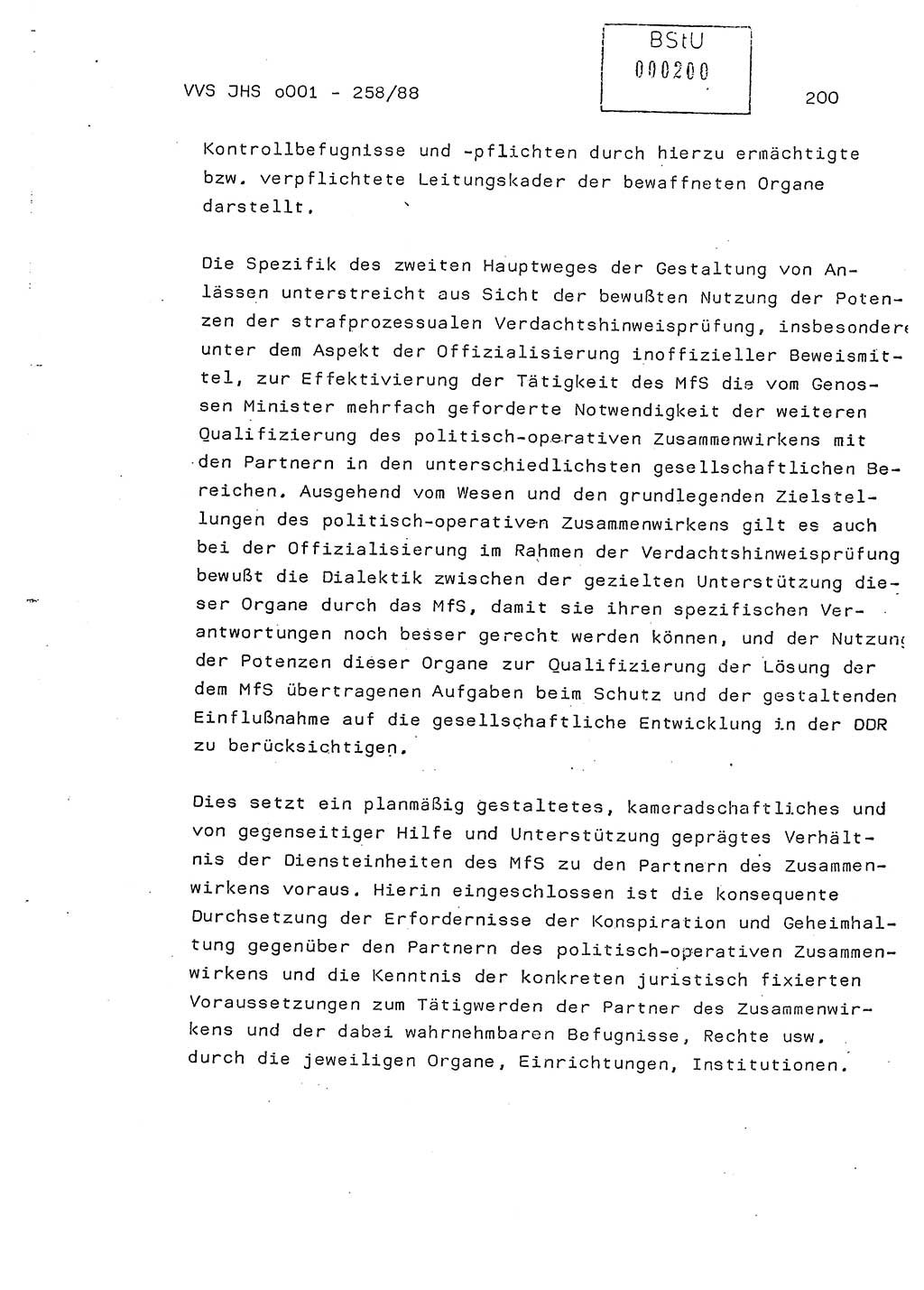Dissertation, Oberleutnant Uwe Kärsten (JHS), Hauptmann Dr. Joachim Henkel (JHS), Oberstleutnant Werner Mählitz (Leiter der Abt. Ⅸ BV Rostock), Oberstleutnant Jürgen Tröge (HA Ⅸ/AKG), Oberstleutnant Winfried Ziegler (HA Ⅸ/9), Major Wolf-Rüdiger Wurzler (JHS), Ministerium für Staatssicherheit (MfS) [Deutsche Demokratische Republik (DDR)], Juristische Hochschule (JHS), Vertrauliche Verschlußsache (VVS) o001-258/88, Potsdam 1988, Seite 200 (Diss. MfS DDR JHS VVS o001-258/88 1988, S. 200)