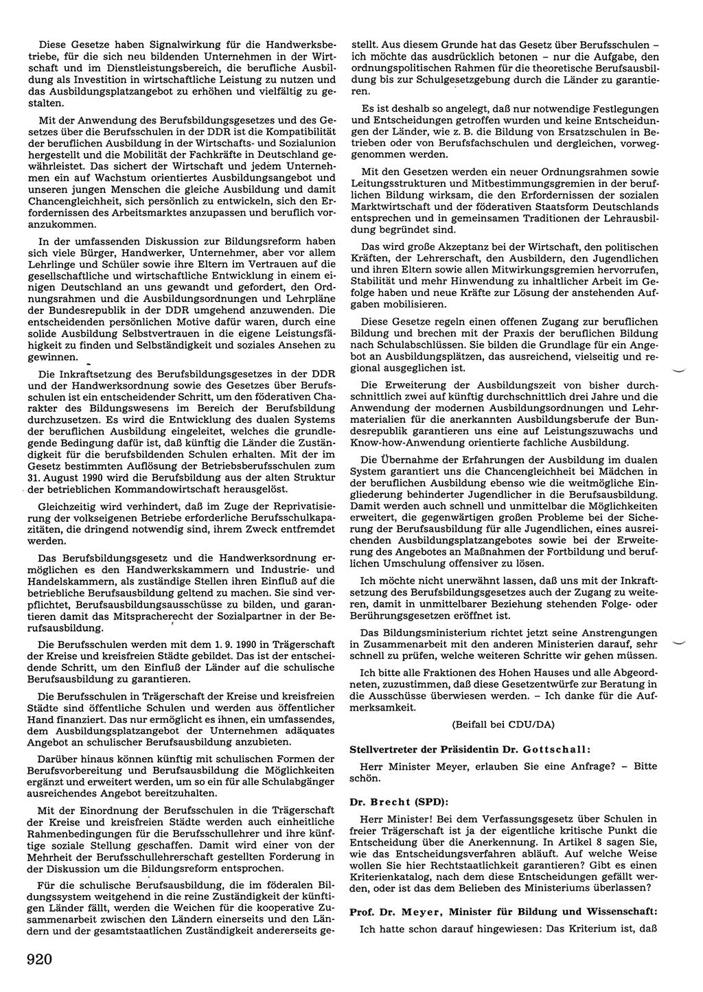 Tagungen der Volkskammer (VK) der Deutschen Demokratischen Republik (DDR), 10. Wahlperiode 1990, Seite 920 (VK. DDR 10. WP. 1990, Prot. Tg. 1-38, 5.4.-2.10.1990, S. 920)