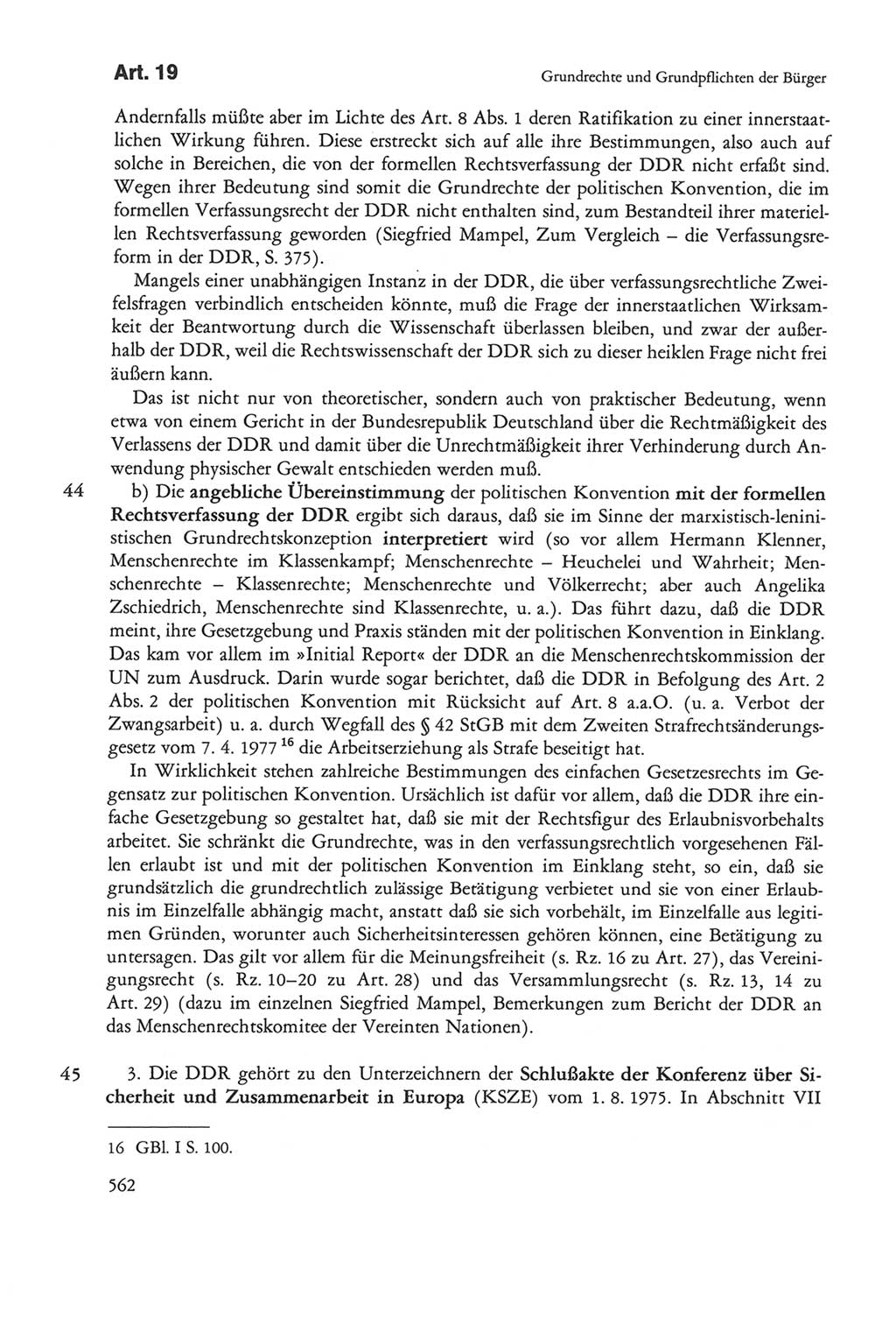 Die sozialistische Verfassung der Deutschen Demokratischen Republik (DDR), Kommentar mit einem Nachtrag 1997, Seite 562 (Soz. Verf. DDR Komm. Nachtr. 1997, S. 562)