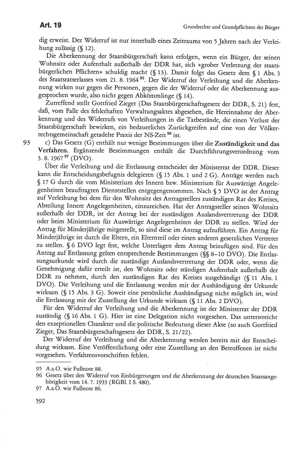 Die sozialistische Verfassung der Deutschen Demokratischen Republik (DDR), Kommentar mit einem Nachtrag 1997, Seite 592 (Soz. Verf. DDR Komm. Nachtr. 1997, S. 592)