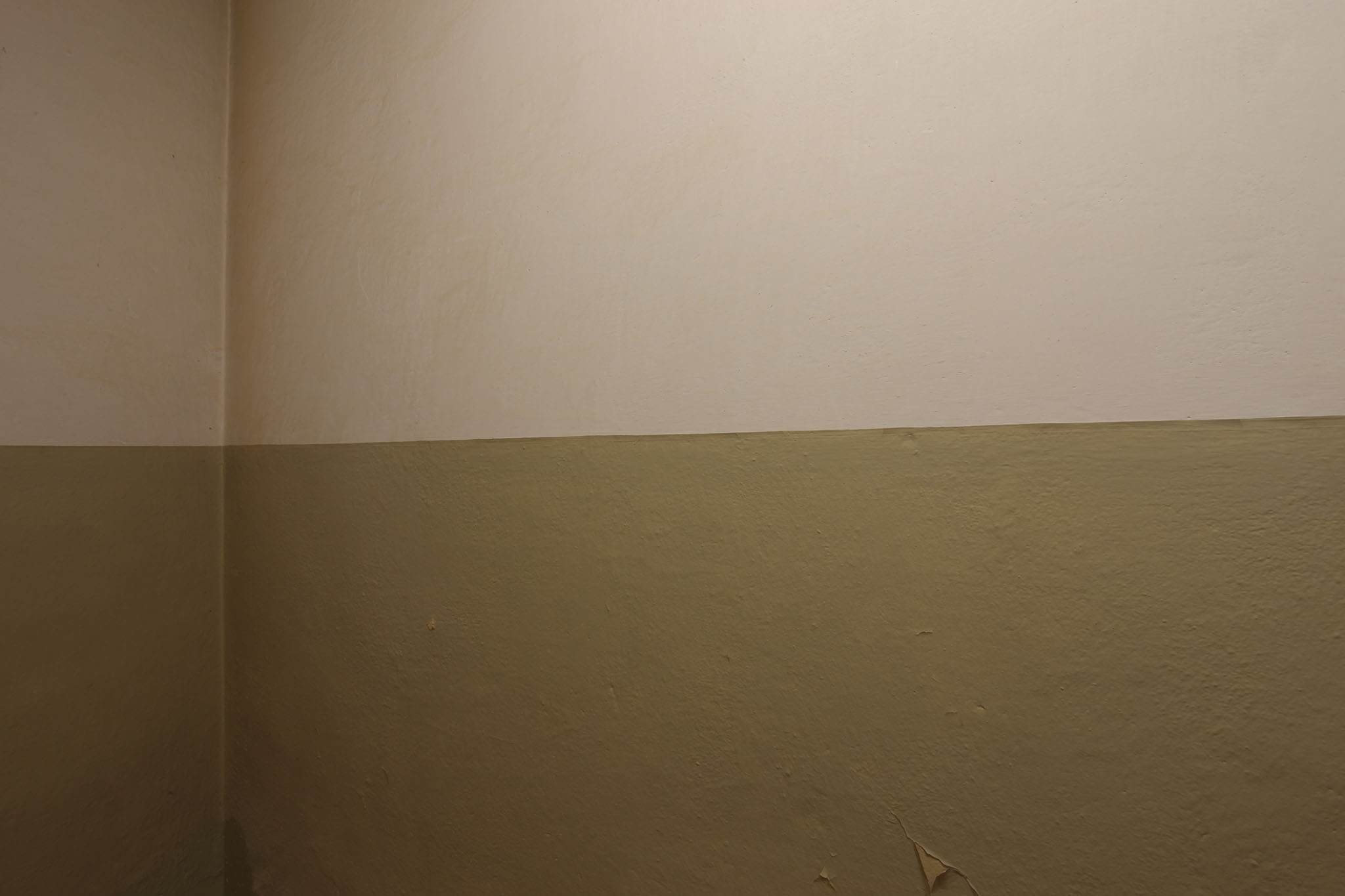 Aufnahmen vom 25.12.2012 des Raums 119 im Erdgeschoss des Nordflügels der zentralen Untersuchungshaftanstalt des Ministerium für Staatssicherheit der Deutschen Demokratischen Republik in Berlin-Hohenschönhausen, Foto 981