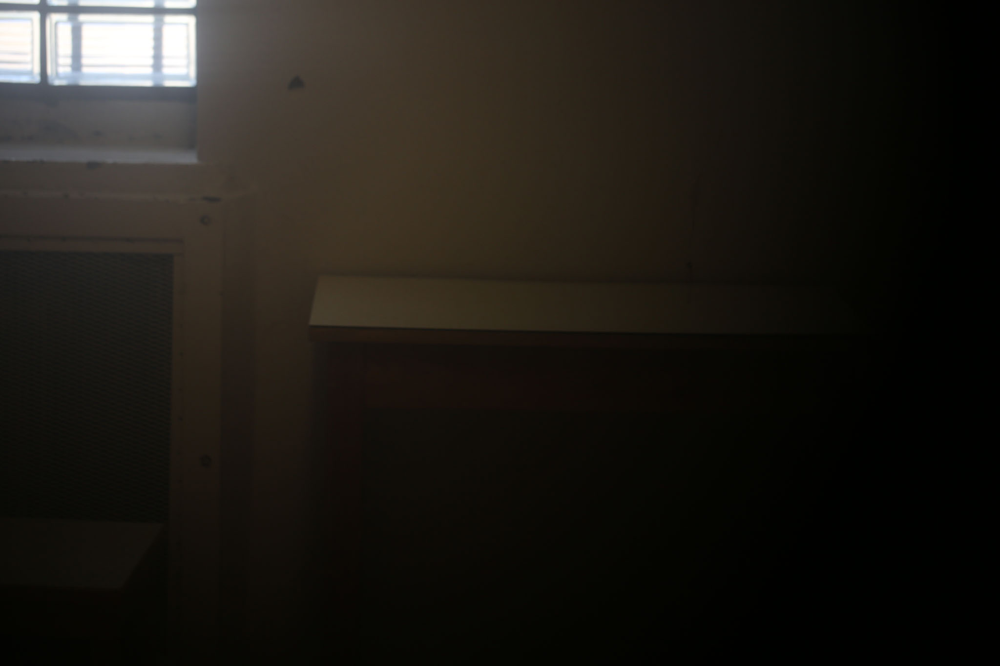 Aufnahmen vom 28.4.2012 des Raums 118 im Erdgeschoss des Ostflügels der Untersuchungshaftanstalt des Ministerium für Staatssicherheit der Deutschen Demokratischen Republik in Berlin-Hohenschönhausen, Foto 885