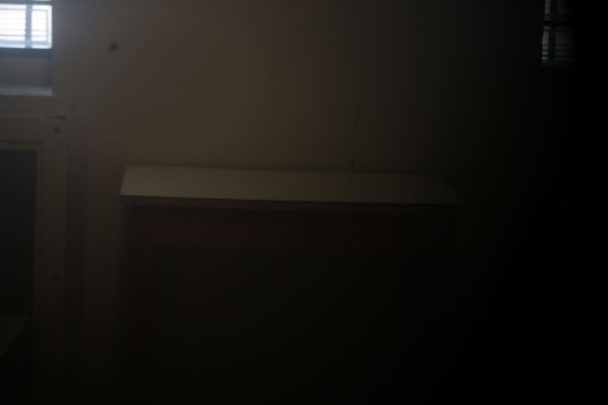 Aufnahmen vom 28.4.2012 des Raums 118 im Erdgeschoss des Ostflügels der Untersuchungshaftanstalt des Ministerium für Staatssicherheit der Deutschen Demokratischen Republik in Berlin-Hohenschönhausen, Foto 887