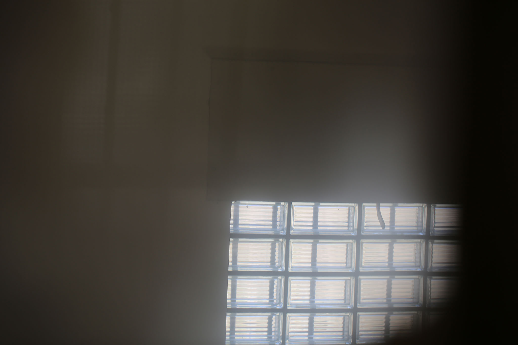 Aufnahmen vom 28.4.2012 des Raums 118 im Erdgeschoss des Ostflügels der Untersuchungshaftanstalt des Ministerium für Staatssicherheit der Deutschen Demokratischen Republik in Berlin-Hohenschönhausen, Foto 1077